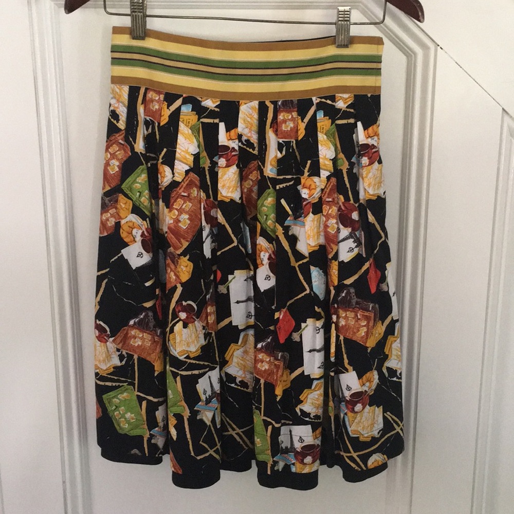 Gorgeous Diane von Furstenberg skirt